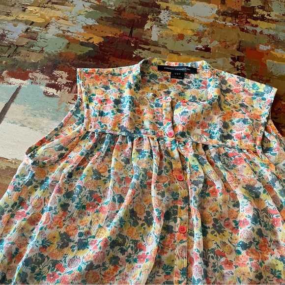 FRENCH CONNECTION - Sheer Floral Sleeveless Top - Picture 2 of 9